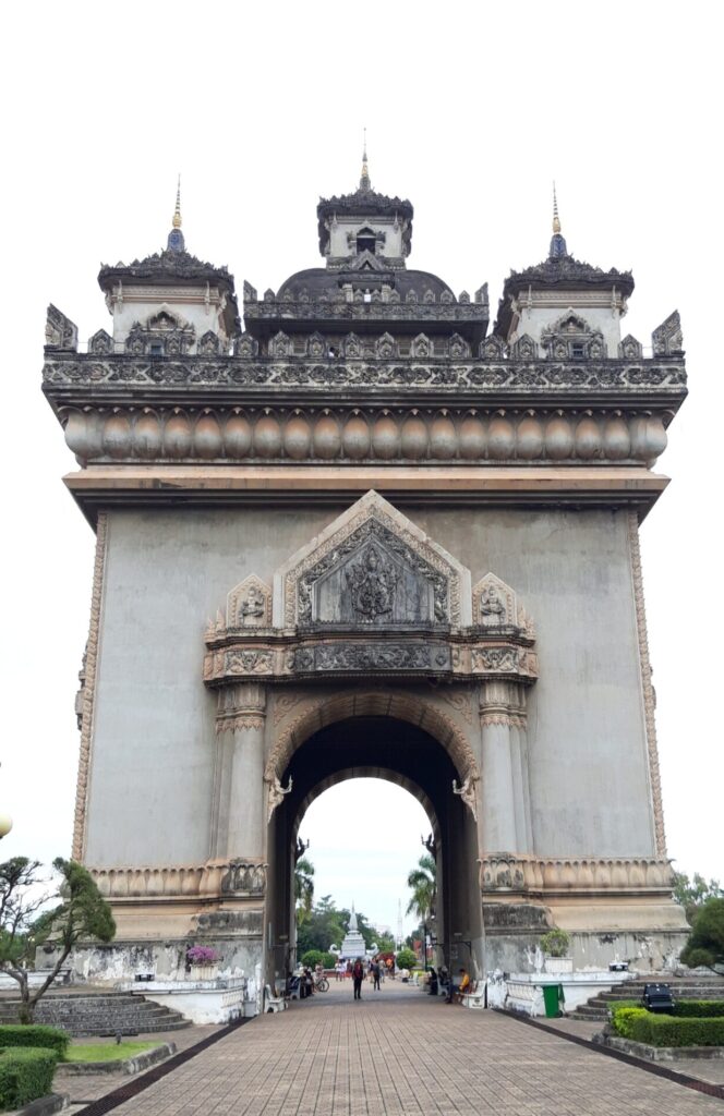 Patouxai/Victory gate