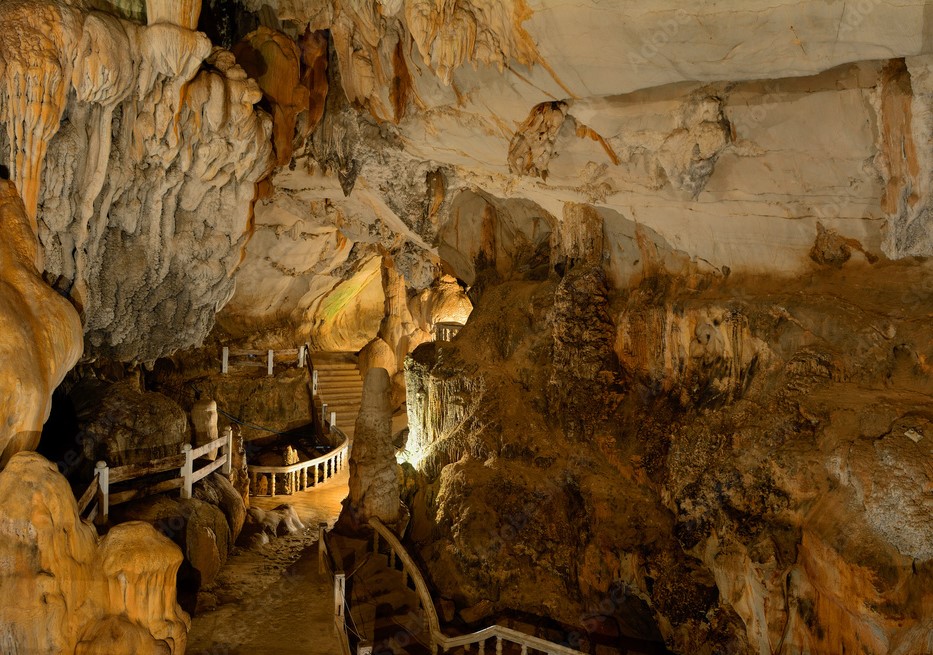 Thamchang cave